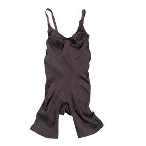 SKIMS Mid Thigh Bodysuit Cocoa Brown Small (US 4-6) Seamless Sculpt NWOT MSRP 74